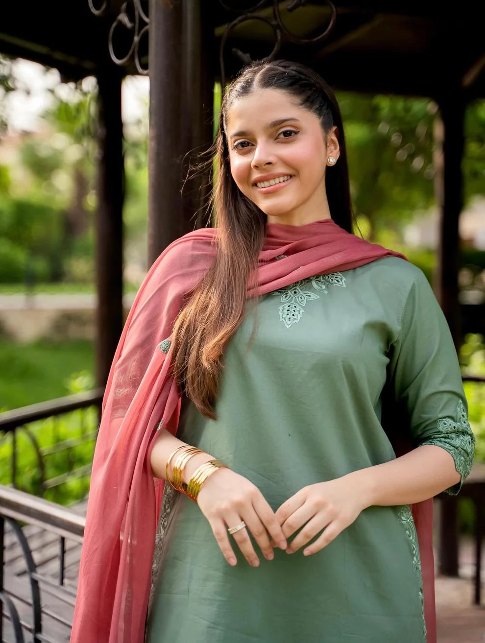 Zunaira - 3 Piece Stitched Dress