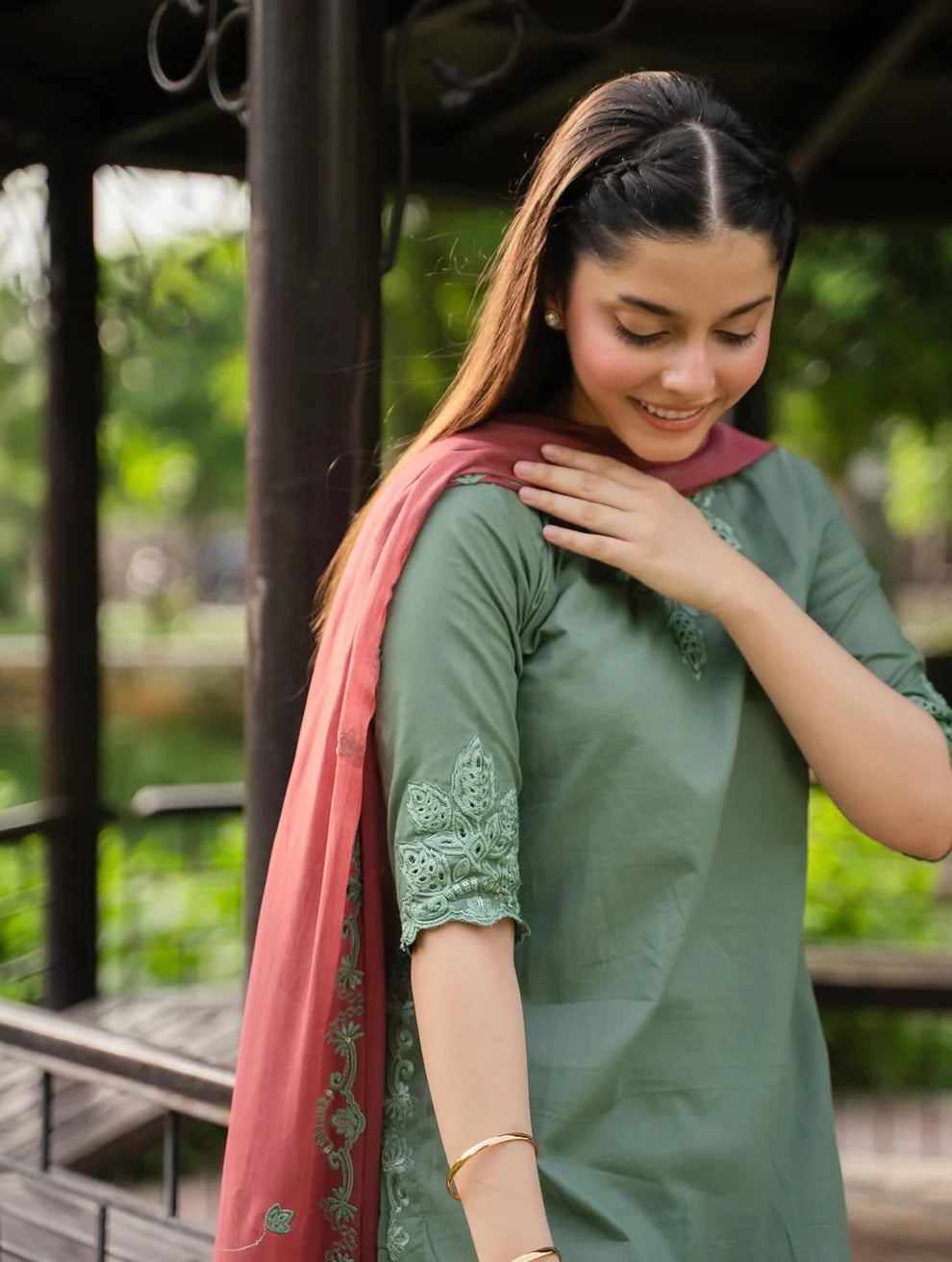 Zunaira - 3 Piece Stitched Dress